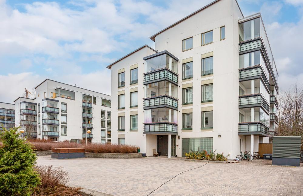 Aurinkolahden puistotie 8 B 2